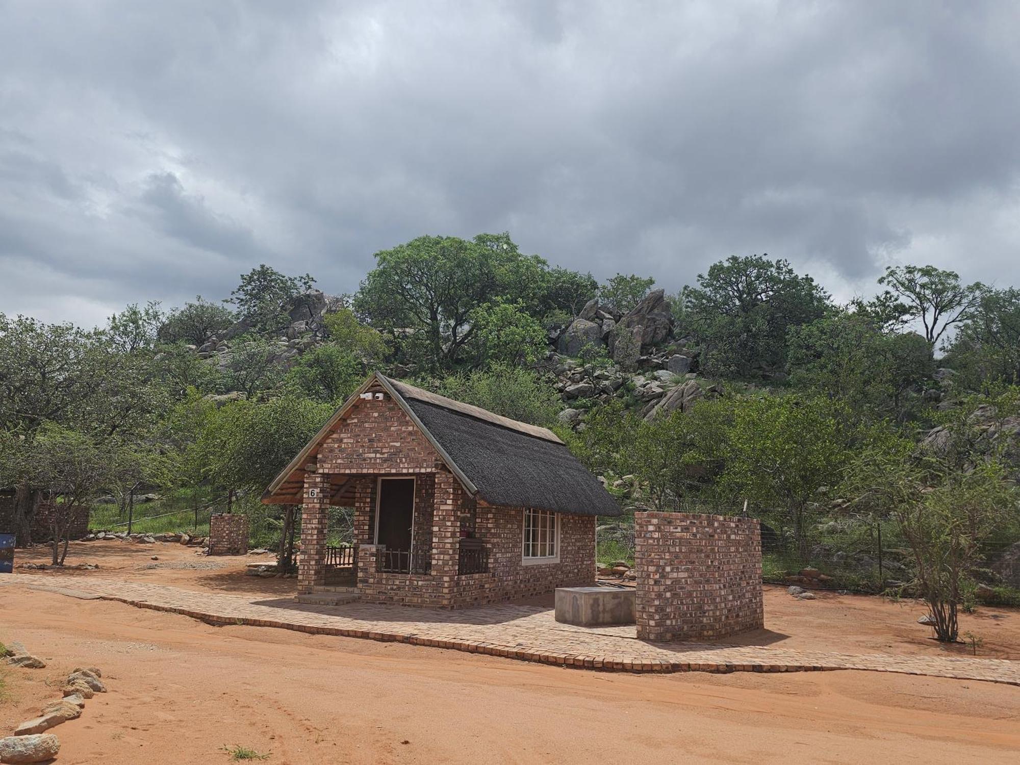 Kaoko Bush Lodge Kamanjab Экстерьер фото