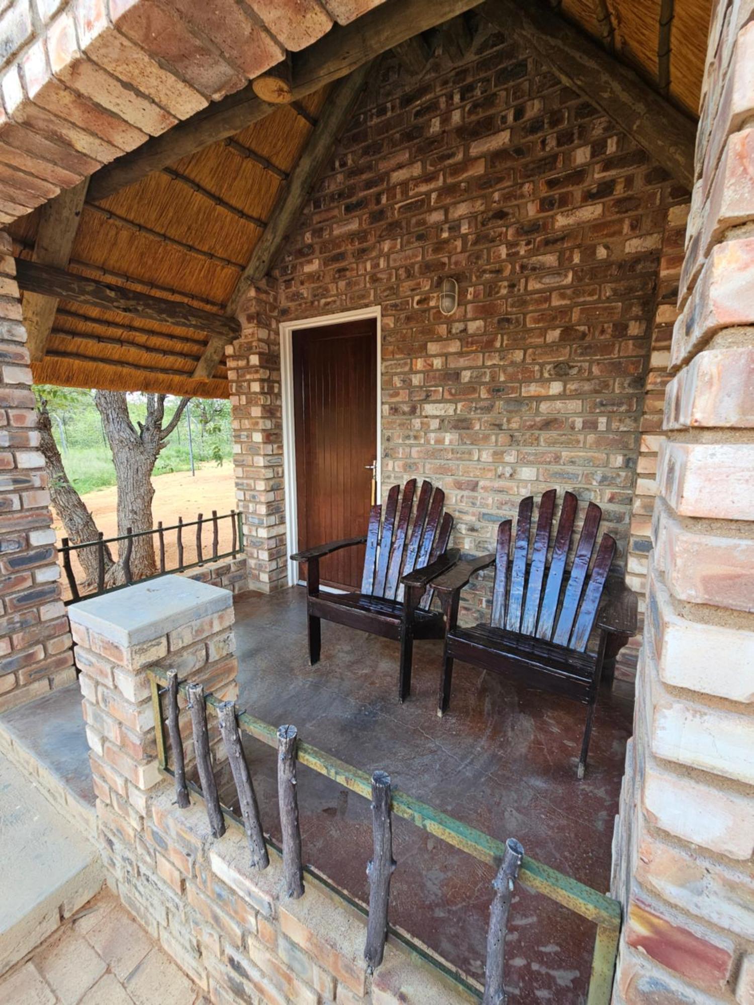 Kaoko Bush Lodge Kamanjab Экстерьер фото