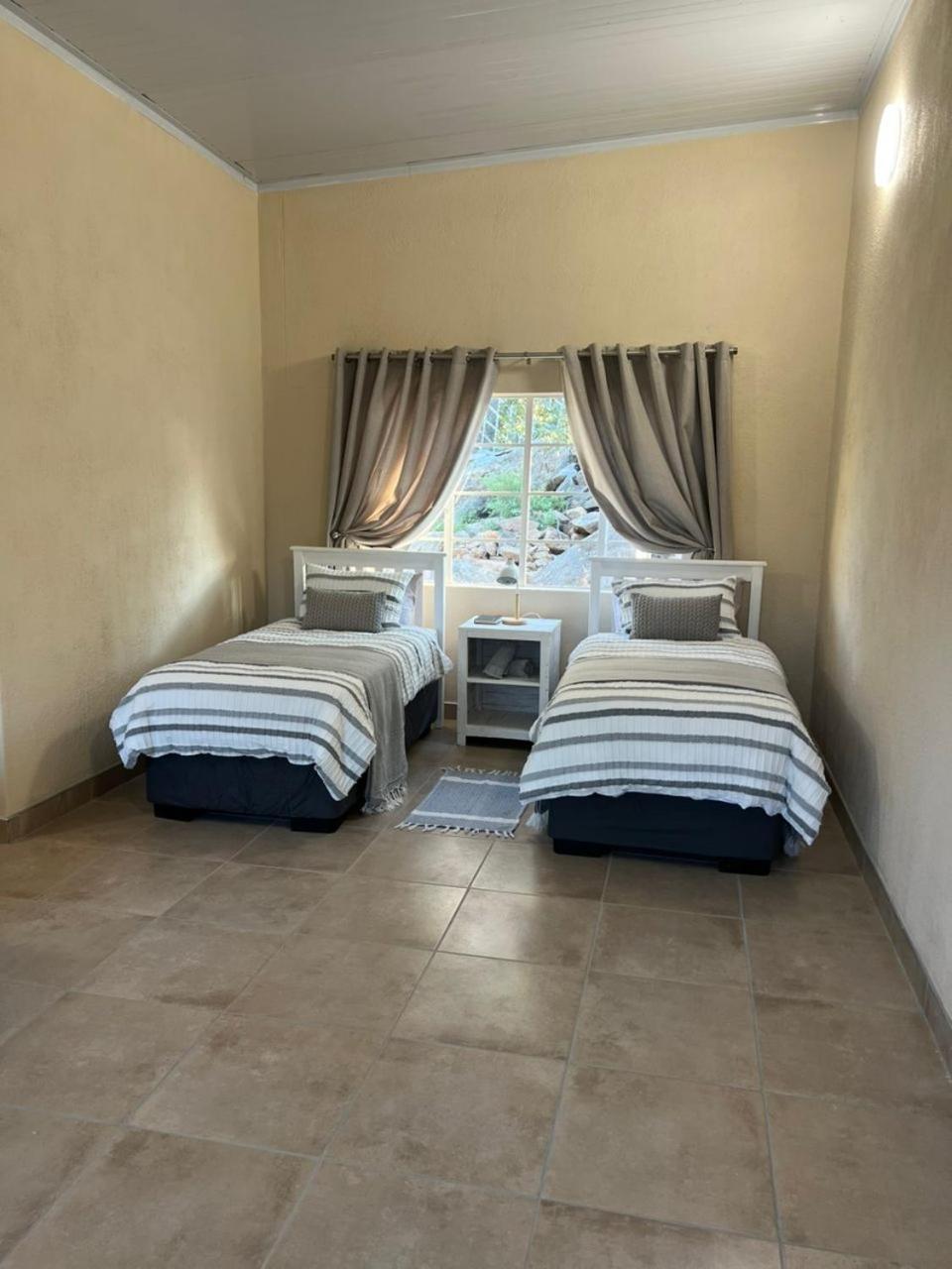 Kaoko Bush Lodge Kamanjab Экстерьер фото